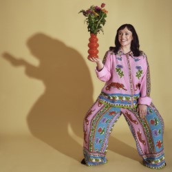 Amy Annette: Busy Body