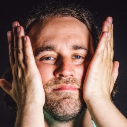 Ralph Brown: Dead Inside