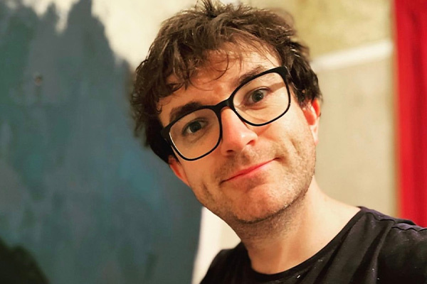 Alex Howard: A Cat’s-Eye View of Edinburgh Life