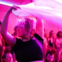 Sauna Sessions Arts Club – The Hottest Club in Town