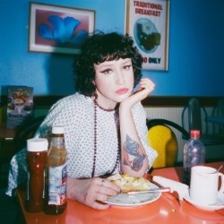 Molly McGuinness: Slob