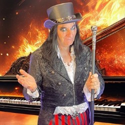 Alice Cooper – Welcome To My Cabaret Nightmare