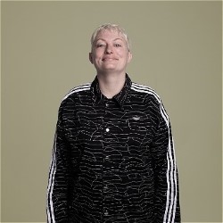 Harriet Dyer: Easily Distra... WIP
