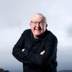 Tam Cowan: A Pee With Pele (And Lots More P*sh)