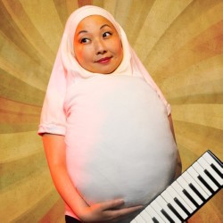 Egg: The Biggest Unborn Artist